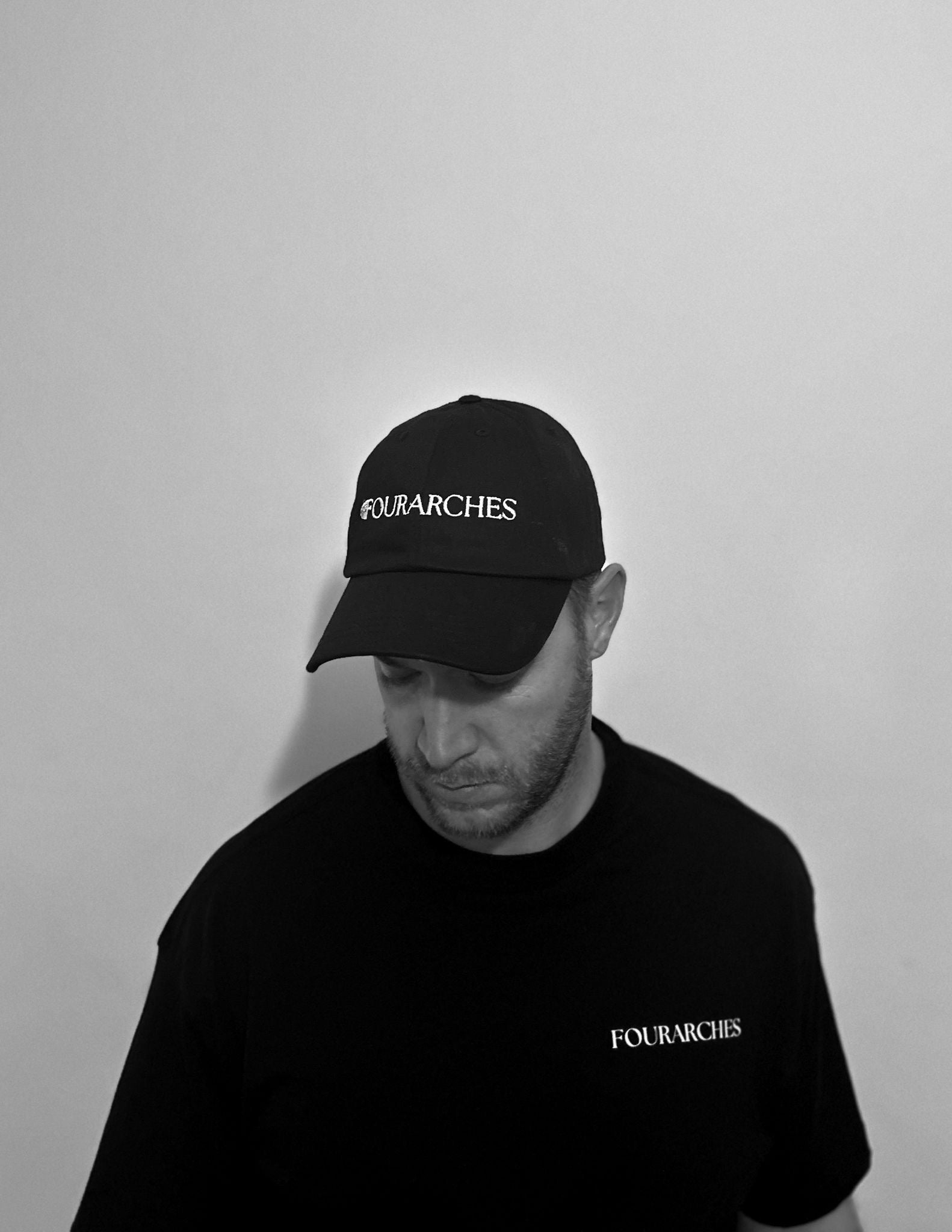 BLACK FOUR ARCHES CAP