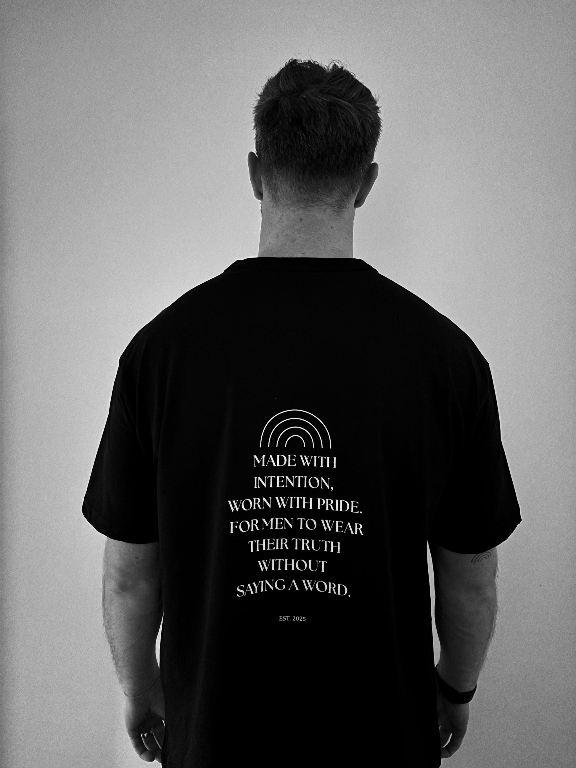 BLACK PRINTED T-SHIRT