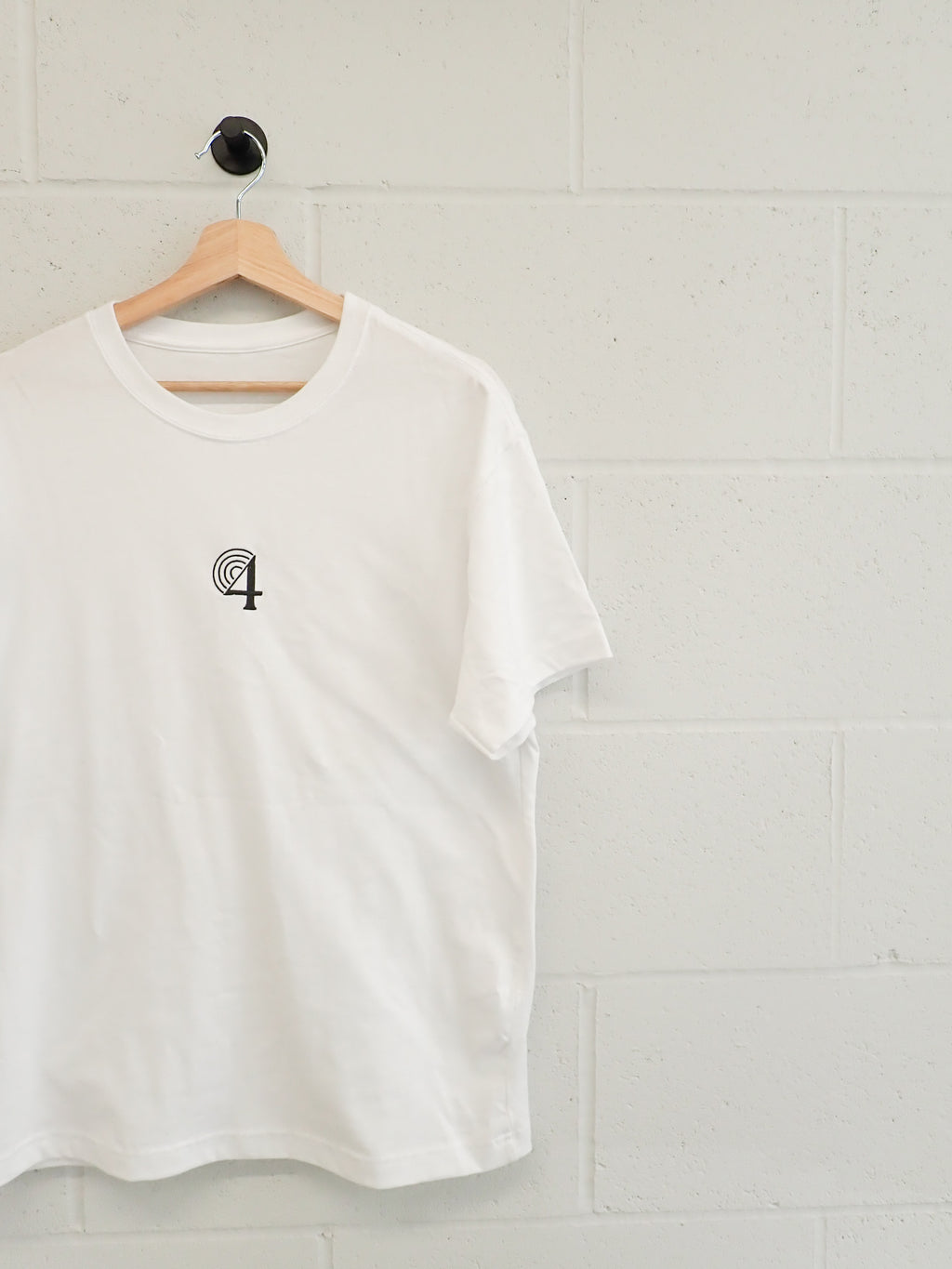 WHITE LOGO T-SHIRT