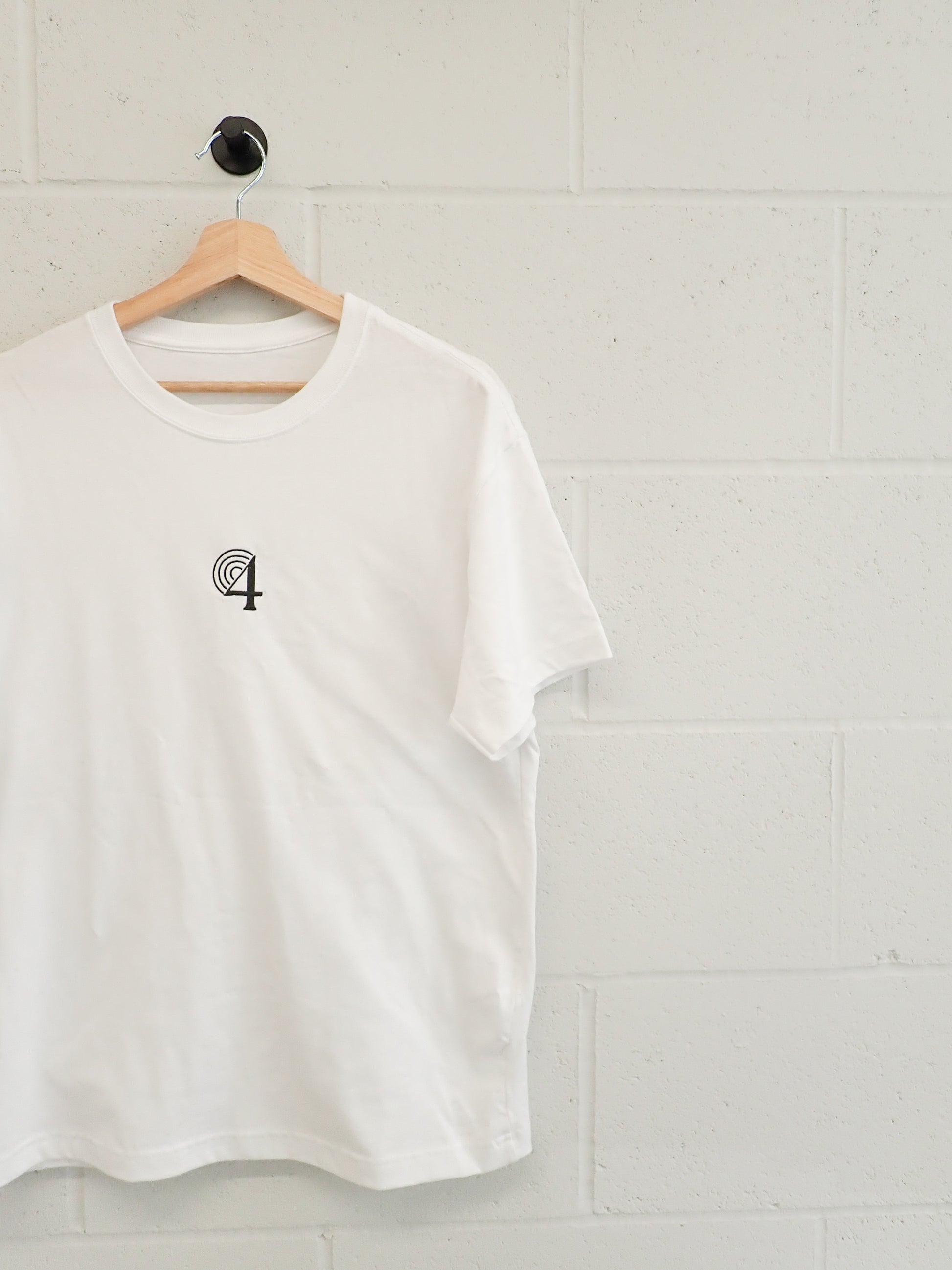 WHITE LOGO T-SHIRT